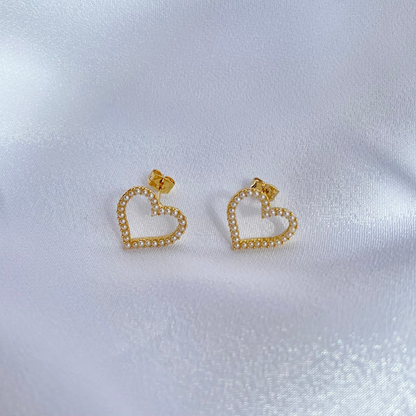 Aretes corazón perlitas